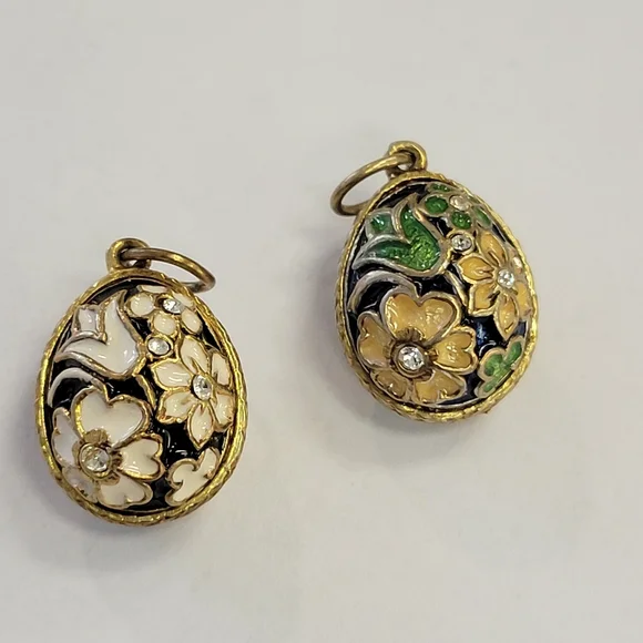 Two Floral Enamel Egg Charm Pendants - Picture 4 of 11
